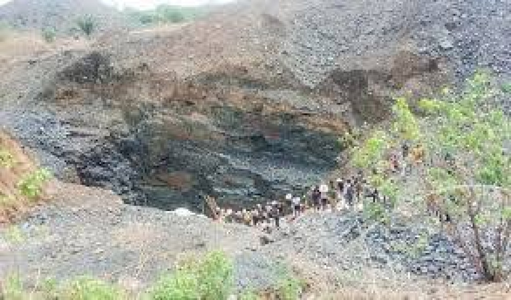 Ebonyi Probes Ivo Mining Pit Collapse with 2 Fatalities