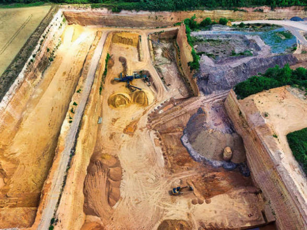 IDC to Offload 10.5% Stake in Namibian Uranium Mine over Iranian, Russian Sanctions Concerns